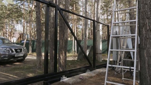 Откатные ворота с автоматикой "Alutech"