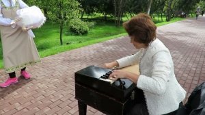 Клавишные гусли. Елена