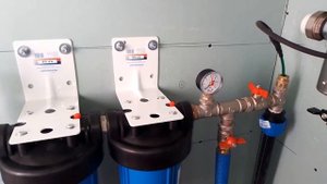 Как завести воду в дом правильно