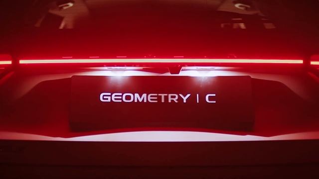 تقدّم بلا قيود مع جيلي Geometry C الجديدة. смотреть онлайн