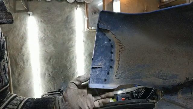 Как спаять лопнувший пластиковый бампер ВАЗ 2112 _ How to solder a burst plastic bumper