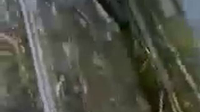 Дервейс шатл и мазда трибьют... Застряли... смотреть онлайн