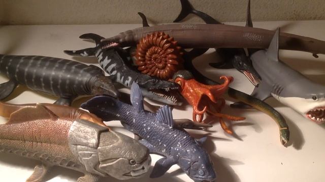 Where are the large Xiphactinus figures/toys? смотреть онлайн