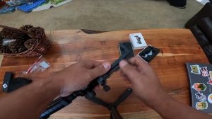 ULANZI ST-27 Iron Man IV Tripod Mount Review. All Metal & Holds Larger Phones. Budget Finds