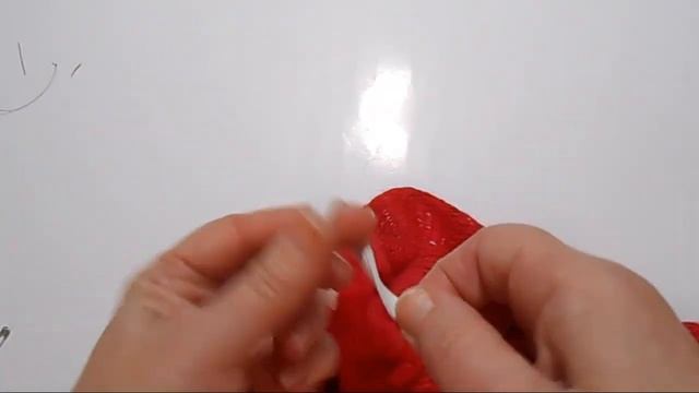 НЕ ВЫБРАСЫВАЙТЕ СТАРЫЙ ШАРФ! СМОТРИТЕ, ЧТО С НИМ МОЖНО СДЕЛАТЬ!
