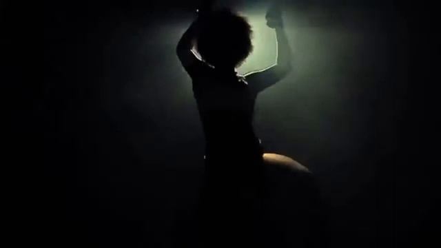 Лежит в кастрюле яйцо смотреть онлайн