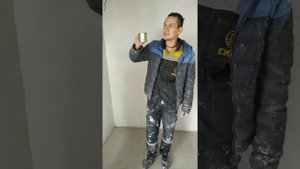 Декоративная штукатурка, камушек, шуба внутри дома, нанесение, первый этап.