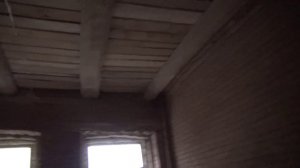 Как выглядит деревянное перекрытие в старом фонде Санкт-Петербурга.