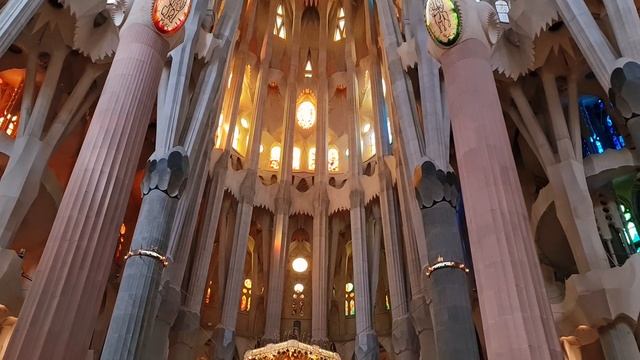 Sagrada Familia 2021 год.