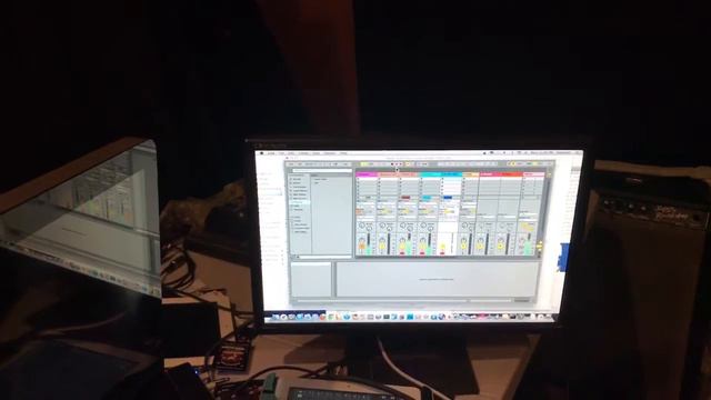 A Ficus sings after apologies offered for neglect 🌹 смотреть онлайн