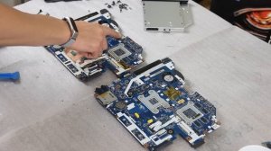 КАК СОБРАТЬ ИГРОВОЙ НОУТБУК ИЗ ДВУХ СТАРЫХ НОУТБУКОВ ЗА 500 РУБЛЕЙ ! ПРИКЛЮЧЕНИЯ С АВИТО !