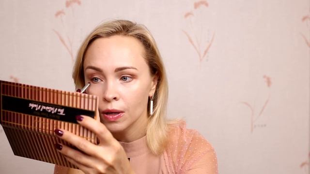 Палетка Too Faсed Born This Way! Макияж и тестирование! смотреть онлайн