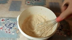 Готовим соус для салата Цезарь.