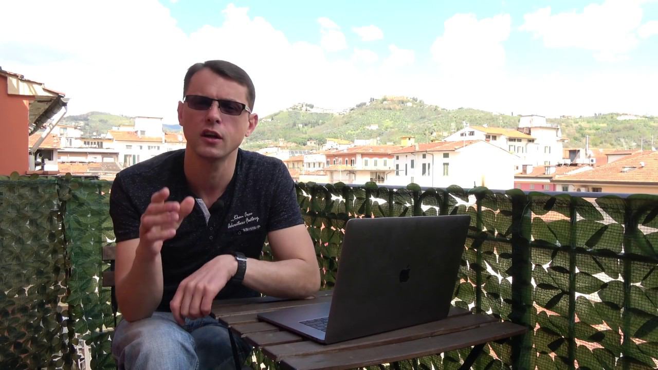 Зарабатывать деньги можно и во время путешествий за границей смотреть онлайн