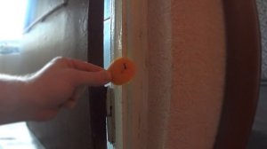 Как забить гвоздь в стену