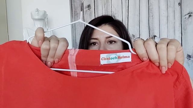 Огромный выбор кожаной обуви,сумок, одежды. Second hand. Разумное потребление.
