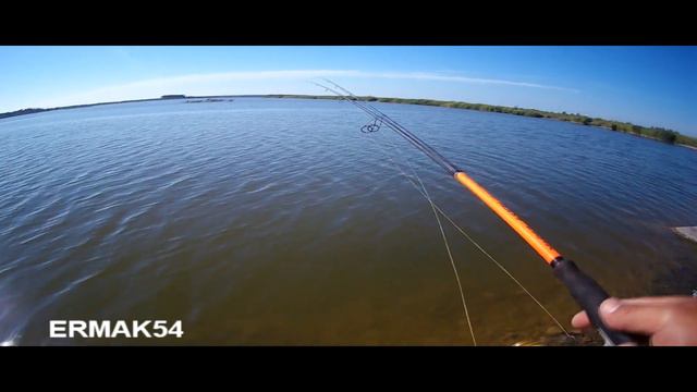 Отводной поводок. Ловля окуня в непогоду. смотреть онлайн