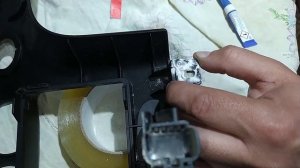 Чем склеить пластик? Супер клей и сода – сработает или нет?