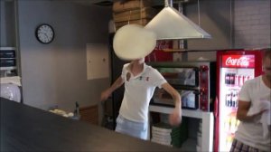 Акробатика пиццы Пицца флеринг акробатика моко мастер класс