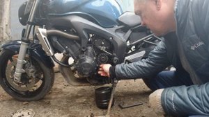 Замена масла YAMAHA FZ6 n