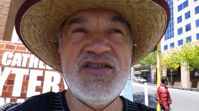 Я купил соломенную шляпу смотреть онлайн