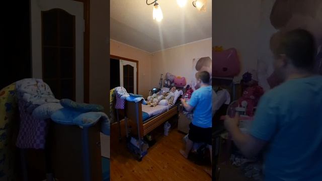 занятия немного в игровой форме, что бы отвлекаться от всех недугов ??#евасма1 #папасаша