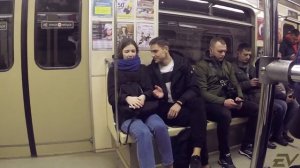 ПРАНК: НАГЛЫЙ ПИКАП В МЕТРО | СЕЛ НА ДЕВУШКУ