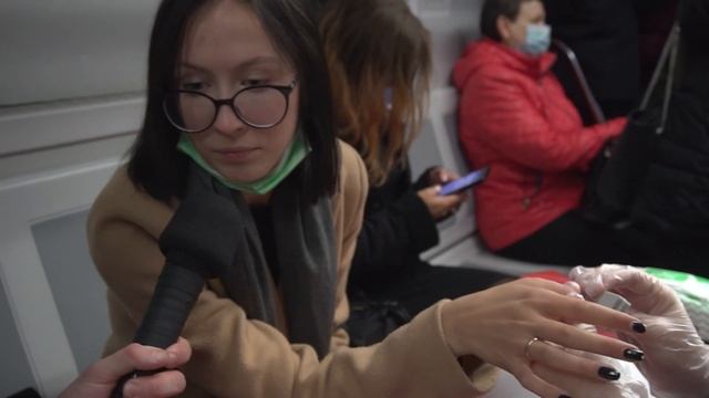 ПЕРВЫЙ В МИРЕ ВАГОН-ТОРГОВЫЙ ЦЕНТР В МЕТРО / Инициатива Антона Муратова смотреть онлайн