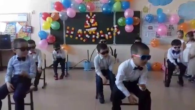 Танец Мальчиков на 8марта2018