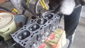 Запресовка направляющих клапанов AUDI80 1.8