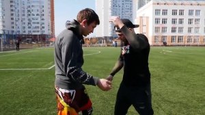 ТОП 3 БРОСКА в уличной драке