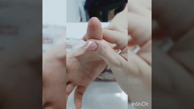 Аппаратный маникюр"до и после "