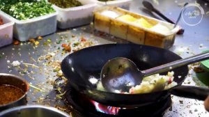 Уличная еда хинезе - САМЫЙ НАСТОЯЩИЙ РИС, ОБЖАРЕННЫЙ С ЯЙЦОМ, 10 лет мастерства Вок!.