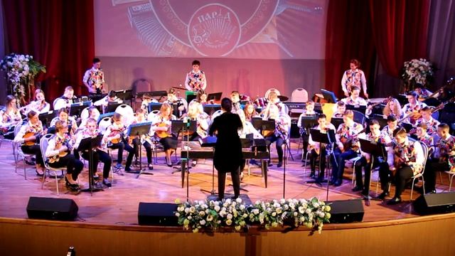 Русская народная песня "Как при лужке, при лужке" в обр. А.Широкова смотреть онлайн