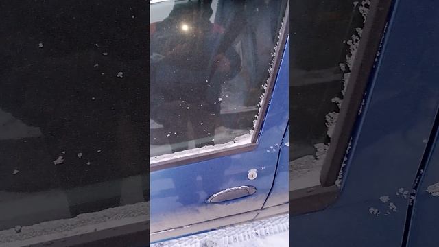 Запуск Рено Логан 1 в мороз -42. смотреть онлайн