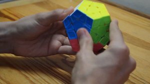 Анбоксинг с CCCSTORE.RU - QiYi MoFangGe X-Man Megaminx v2 Sculpted