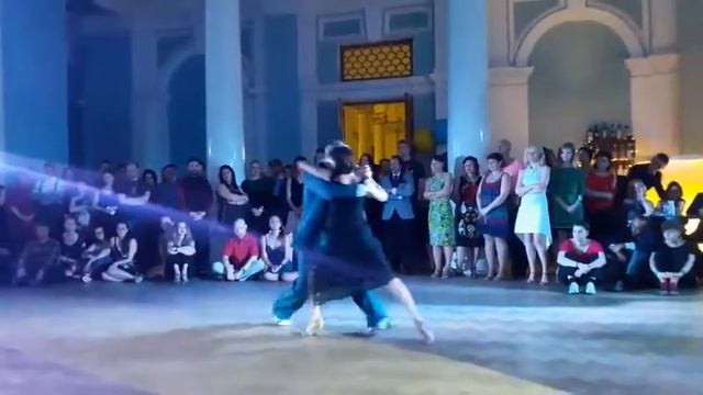 Horacio Godoy and Cecilia Berra смотреть онлайн