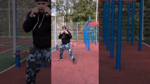 Тренировка с гантелями,улучшаем  силу удара и выносливость .