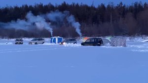 Подледная рыбалка в Сунтарском улусе Якутии.