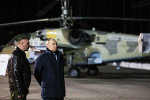 Путин посетил центр переучивания летного состава в Торжке. Главные заявления / События на ТВЦ