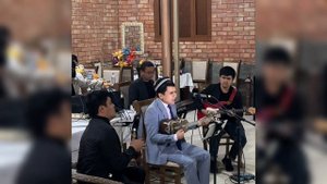 Фаррухбек Набиев Наманган шахрида тўйда