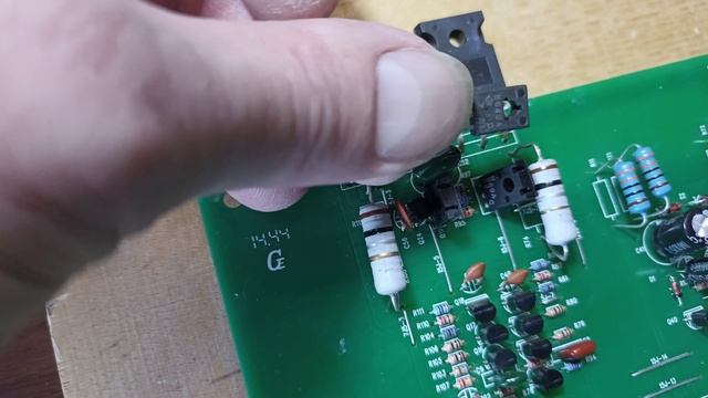 Усилитель Kicx rts 2.100, мелкий ремонт, обзор компонентов. смотреть онлайн