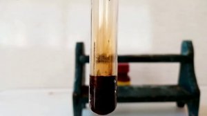 Получение ЙОДА. Реакция ЙОДИДА КАЛИЯ и КОНЦЕНТРИРОВАННОЙ АЗОТНОЙ КИСЛОТЫ. Опыты по химии