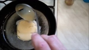 На такой блин клюёт вся мирная рыба.Отбоя нет.