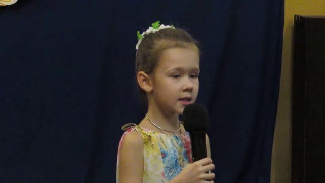 Бабушка (Ходит наша бабушка палочкой стуча...) смотреть онлайн