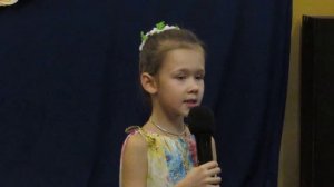 Бабушка (Ходит наша бабушка палочкой стуча...)