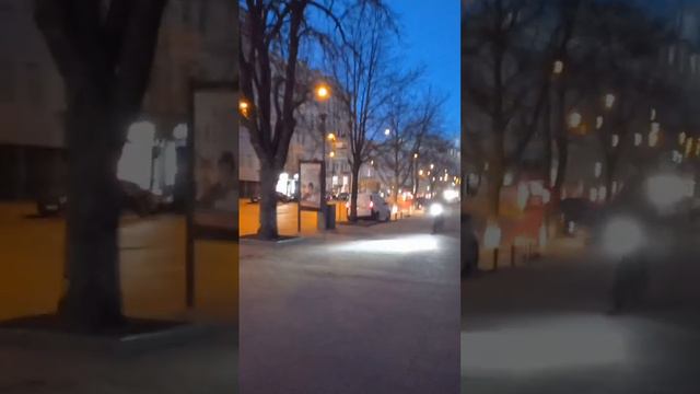 Khreshchatik Street, Kyiv, Capital of Ukraine. 30.march.2023. Evening lights.