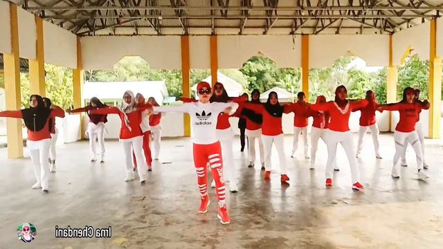 SENAM AEROBIC 10 MENIT - MUSIC ENAK - GERAKAN SIMPEL смотреть онлайн