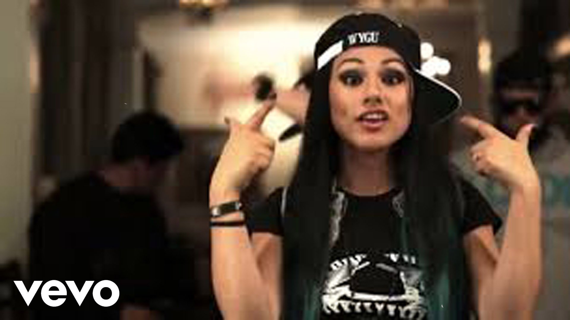 Snow tha product gay