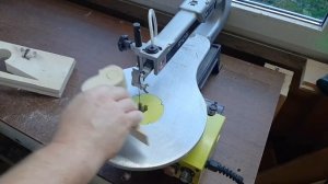 Декоративный дверной стопор за 15 минут своими руками